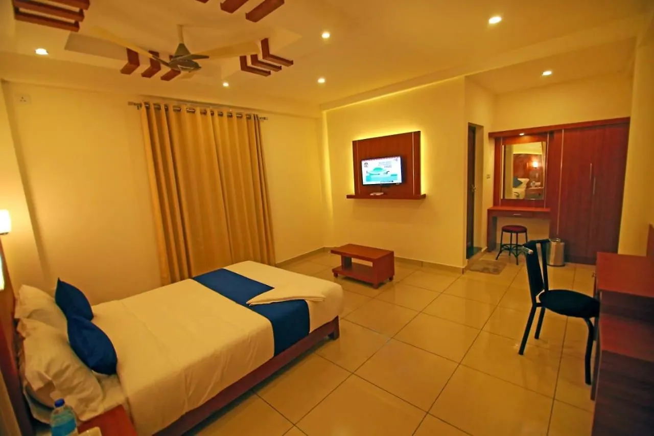 Hotel White Portico Kumily
