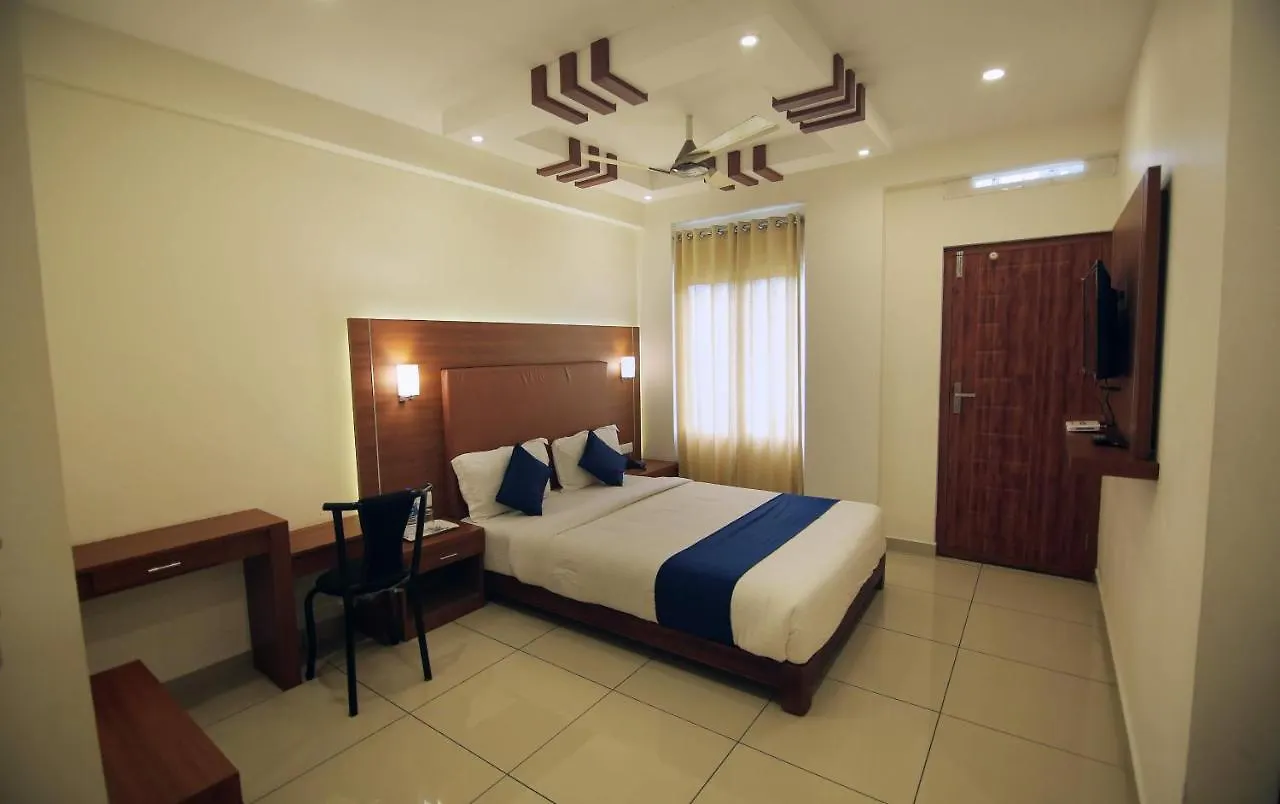 Hotel White Portico Kumily