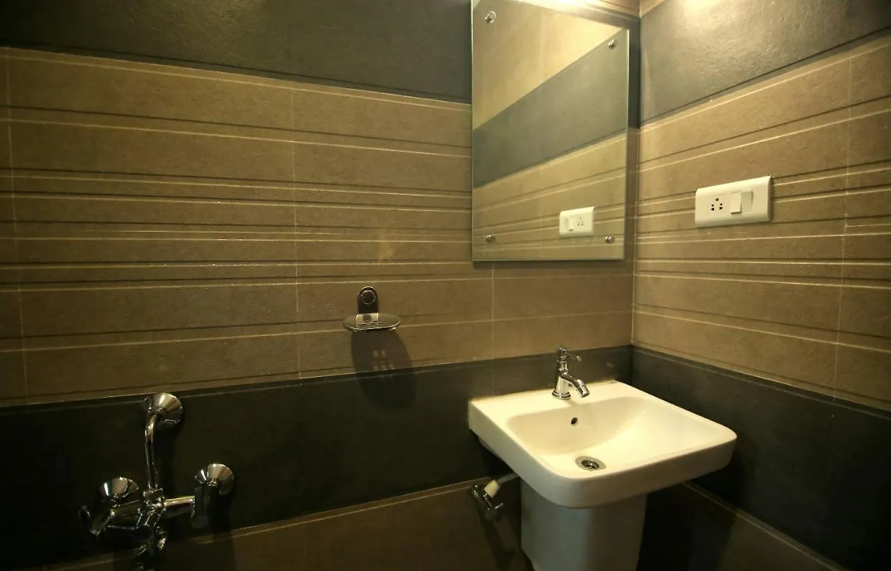 Hotel White Portico Kumily 2*,  Hindistan