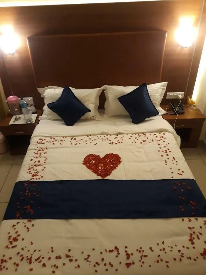 Hotel White Portico Kumily