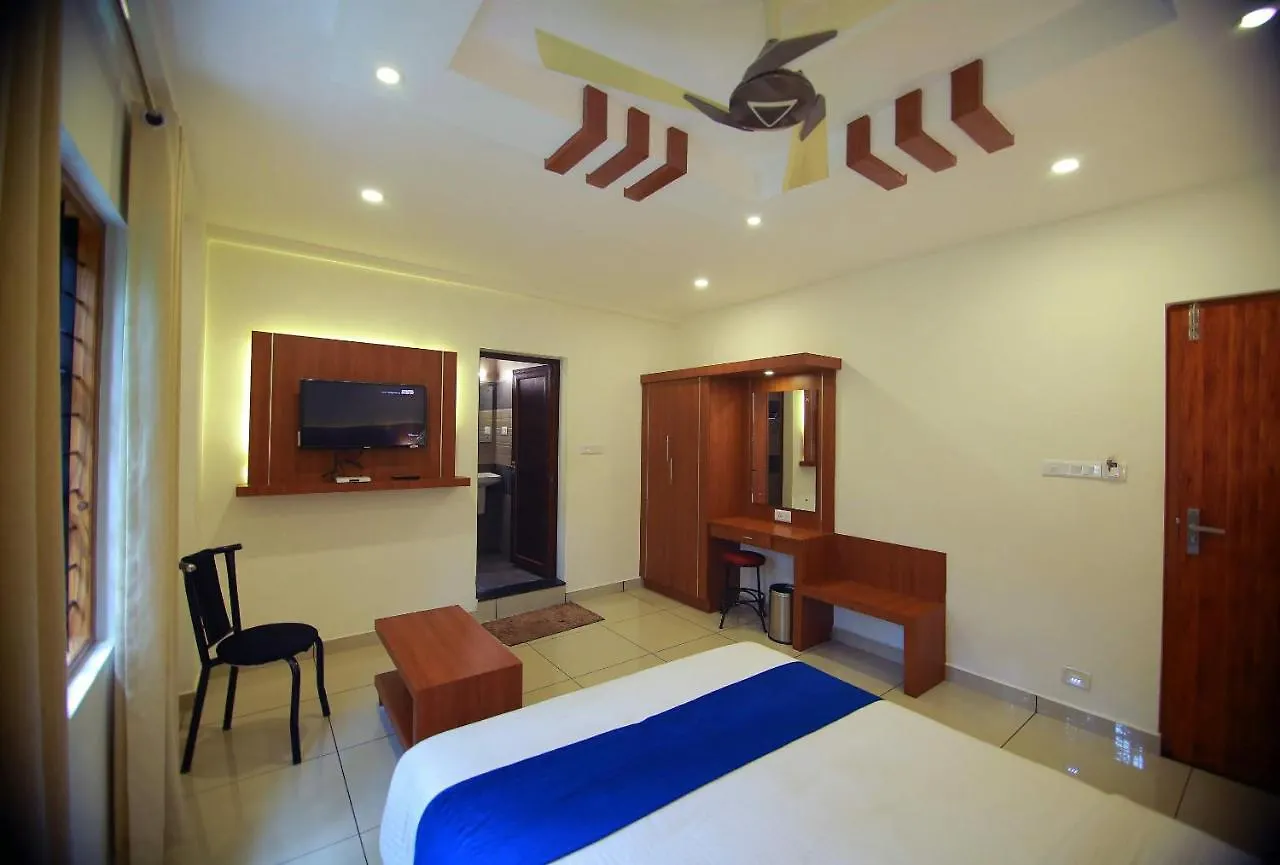 Hotel White Portico Kumily